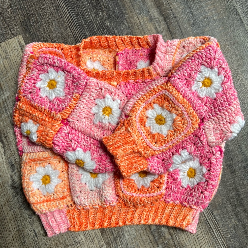Handmade crochet baby sweater 12-18m
